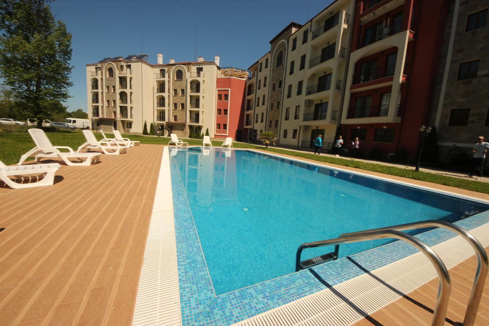 Menada Rocamar Apartments Zarewo Exterior foto