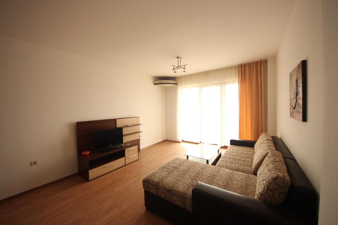 Menada Rocamar Apartments Zarewo Exterior foto
